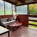 Skychatka Holiday home *